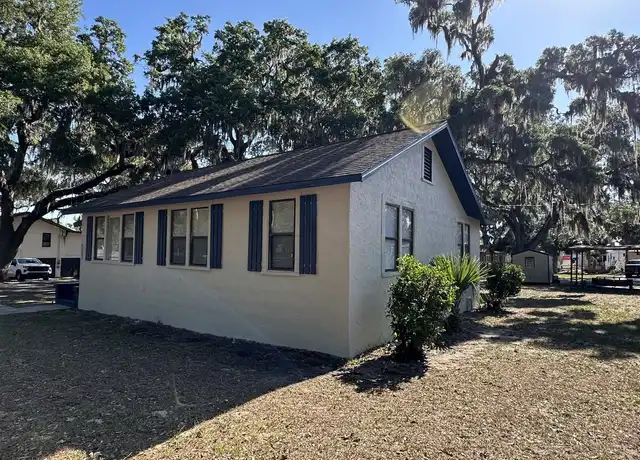 Property at 4020 Picciola Rd, Fruitland Park, FL, 34731, 4 beds, 2 baths, [object Object]