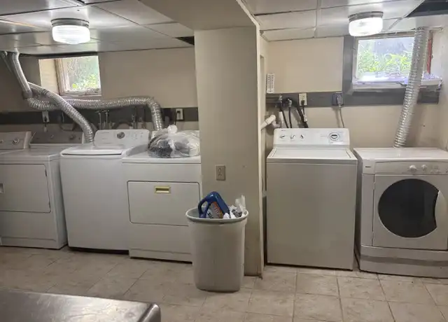 Property at 37 Julius St Unit 2, Hartford, CT, 06114, 3 beds, 1 bath, [object Object]