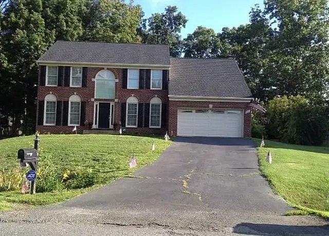 Property at 4908 Queensbury Cir, Fredericksburg, VA, 22408, 5 beds, 3.5 baths, [object Object]