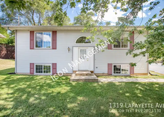 Property at 1319 Lafayette Ave, Kalamazoo, MI, 49006, 6 beds, 2 baths, [object Object]