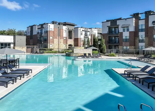 Photo of 6653 McKinney Ranch Pkwy, McKinney, TX 75070
