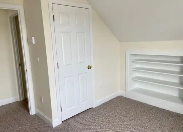 Property at 2 Bay Rd Unit 5, Newmarket, NH, 03857, 2 beds, 1 bath, [object Object]