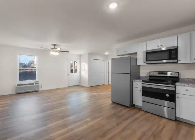 Property at 225 Coles Hl Unit 203, Jackson, MO, 63755, 1 bed, 1 bath, [object Object]