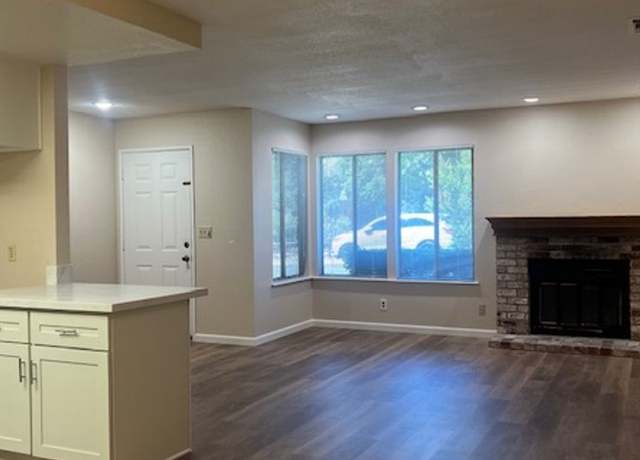 Photo of 6130 Thornwood Dr, Loomis, CA 95650