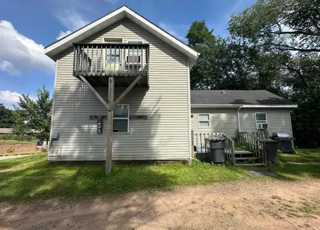 Property at 2235 4th St Unit 2, Eau Claire, WI, 54703, 1 bed, 1 bath, [object Object]