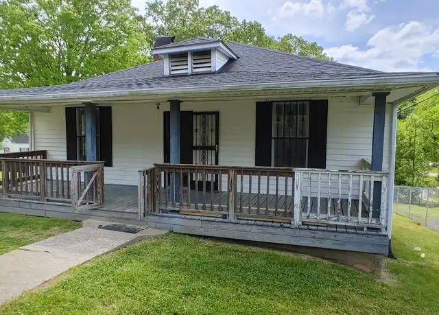 Property at 3212 E 44th St, Chattanooga, TN, 37407, 3 beds, 1.5 baths, [object Object]