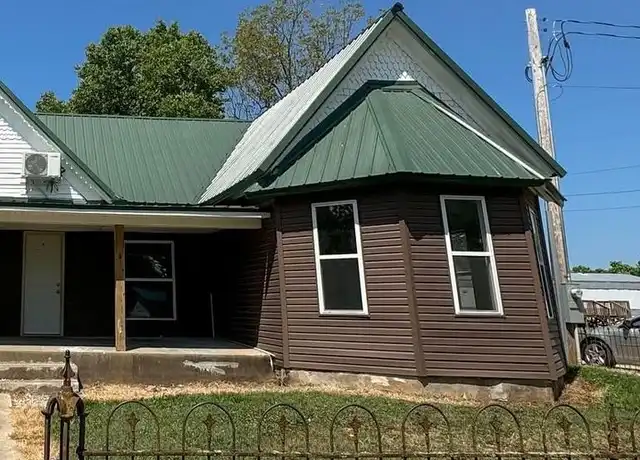 Property at 401 Front St Unit A, Exeter, MO, 65647, 2 beds, 1 bath, [object Object]