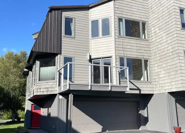 Property at 1825 W 15th Ave, Anchorage, AK, 99501, 3 beds, 2.5 baths, [object Object]