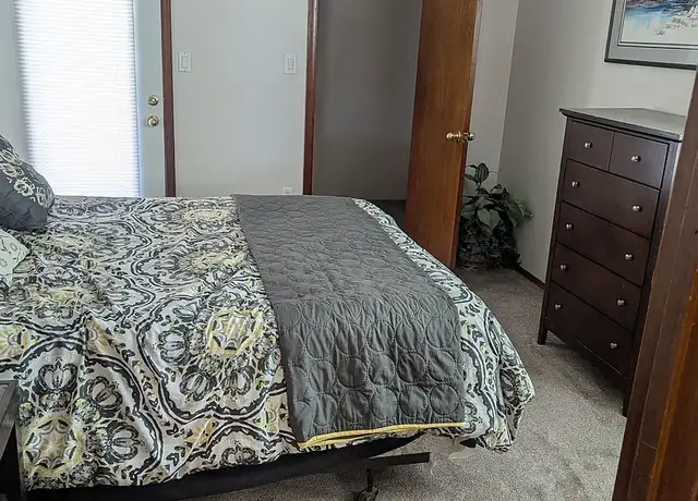 Photo of 4300 Bryn Mawr Dr NE, Albuquerque, NM 87107