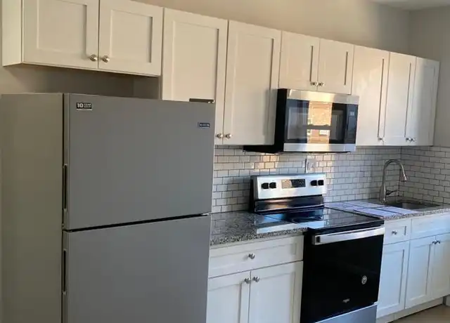 Property at 7034 N Broad St Unit 2, Philadelphia, PA, 19126, 2 beds, 1 bath, [object Object]