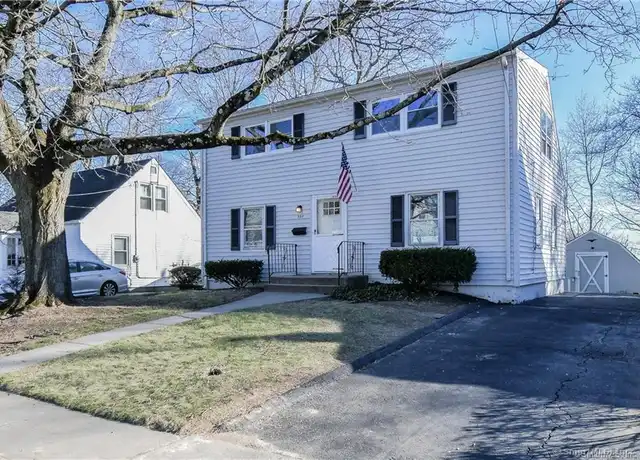 Property at 397 Queen St, Bridgeport, CT, 06606, 4 beds, 2 baths, [object Object]