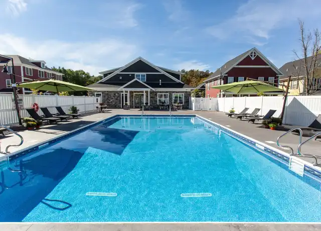 Property at 181 Winterberry Ln Unit 301, Burlington, VT, 05401, 2 beds, 1 bath, [object Object]