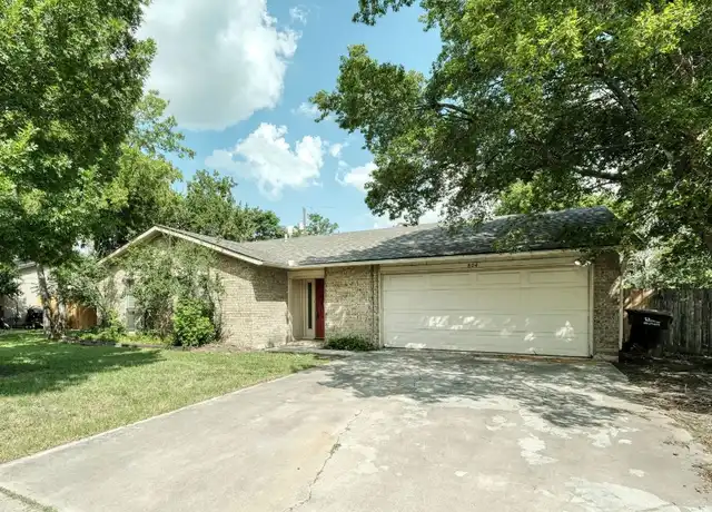 Property at 804 Dunman Dr, Georgetown, TX, 78628, 3 beds, 2 baths, [object Object]