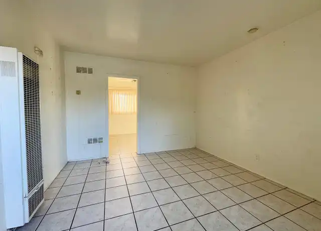 Property at 585 S Linden St Unit 553, Pomona, CA, 91766, 1 bed, 1 bath, [object Object]