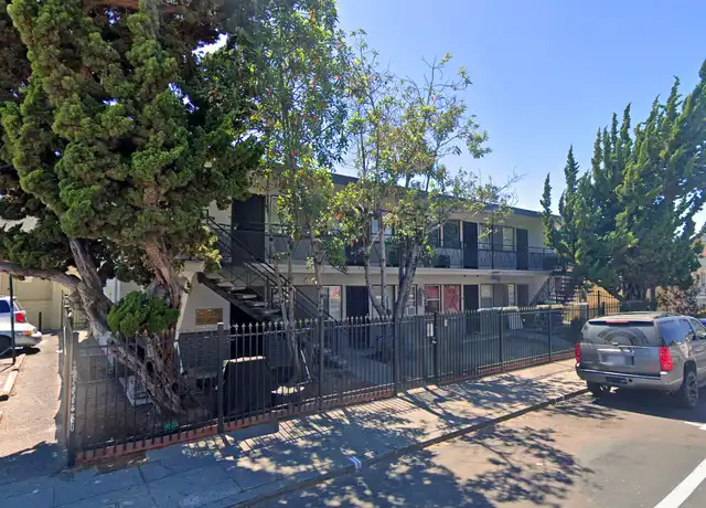 Property at 645 Foothill Blvd Unit 2, Oakland, CA, 94606, 1 bed, 1 bath, [object Object]