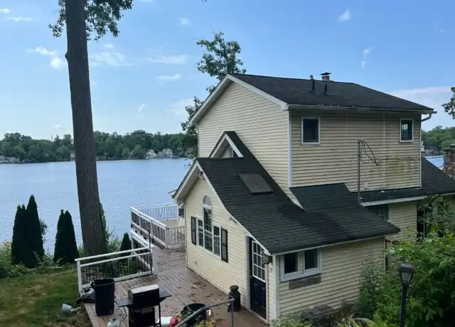 Property at 19 Meteor Trl, Byram Township, NJ, 07821, 3 beds, 2.5 baths, [object Object]