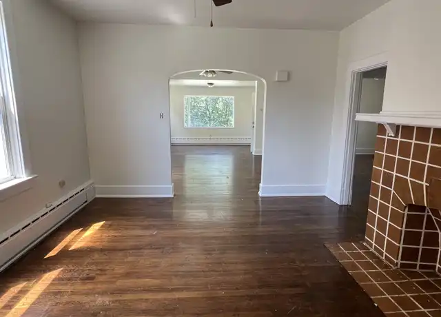 Property at 726 Fairview Ave Unit 1, Irwin, PA, 15642, 2 beds, 1 bath, [object Object]