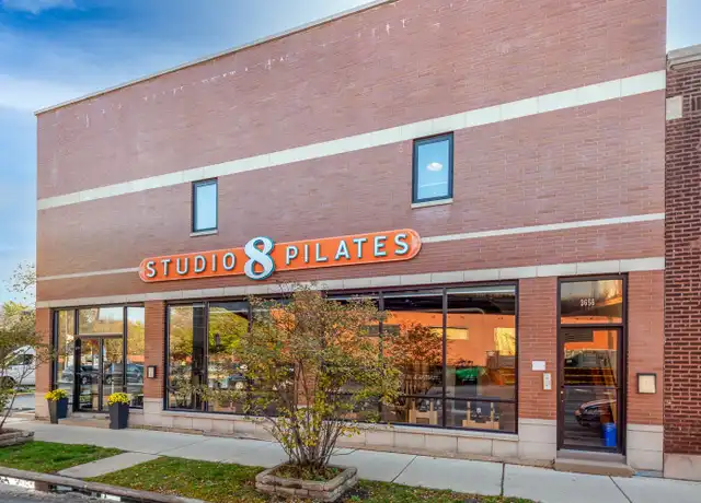 Property at 3656 N Lincoln Ave Unit B, Chicago, IL, 60613, 3 beds, 2 baths, [object Object]