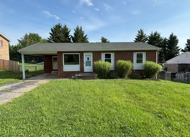 Property at 130 Cedar Valley Blvd, Johnson City, TN, 37615, 3 beds, 1.5 baths, [object Object]