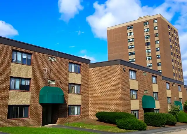 Property at 8 George St Unit 102, Pawtucket, RI, 02860, 2 beds, 1 bath, [object Object]