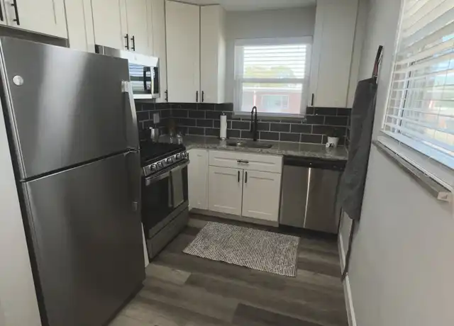 Property at 7583 Big Bend Blvd, Webster Groves, MO, 63119, 1 bed, 1 bath, [object Object]