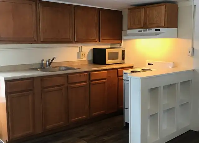 Property at 23 Tracy St Unit 6, West Lebanon, NH, 03784, 1 bed, 1 bath, [object Object]