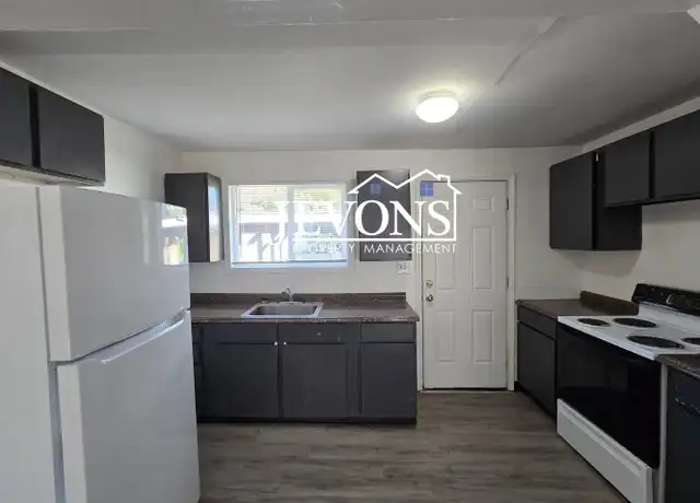 Property at 1219 Roosevelt Ave Unit B, Yakima, WA, 98902, 2 beds, 1 bath, [object Object]