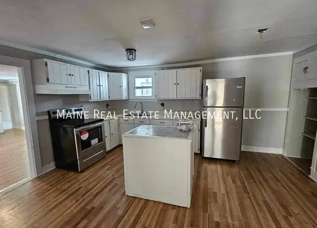 Property at 52 Hayes St Unit 1, Old Town, ME, 04468, 3 beds, 1 bath, [object Object]