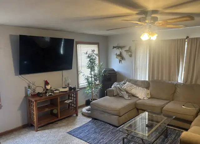 Property at 3609 N 85th St Unit Upper, Milwaukee, WI, 53222, 2 beds, 1 bath, [object Object]