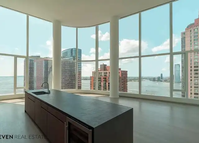 Property at 50 West St Unit 22C, New York, NY, 10006, 3 beds, 1 bath, [object Object]
