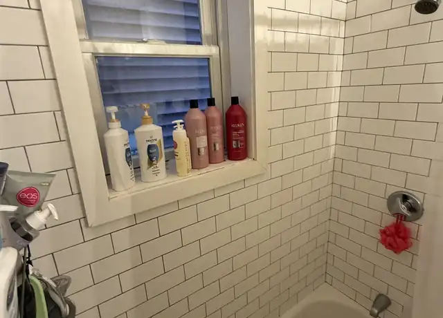 Property at 58 Medford St Unit 1A, Somerville, MA, 02143, 2 beds, 1 bath, [object Object]