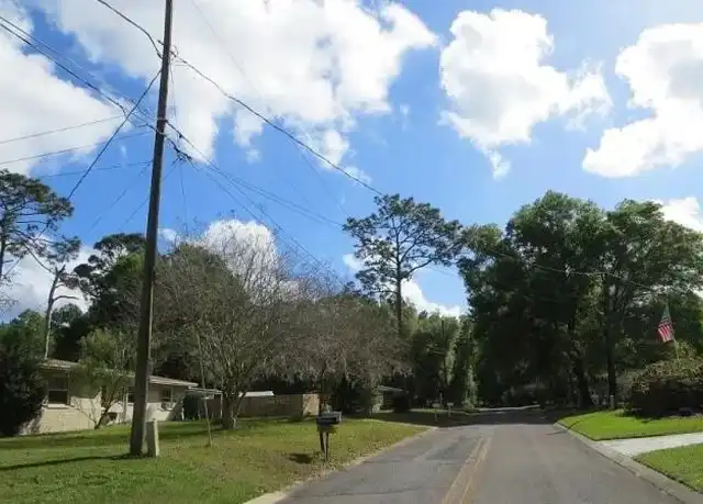 Property at 308 Violet Ln, Inverness, FL, 34452, 3 beds, 1 bath, [object Object]