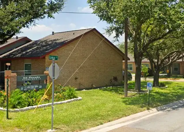 Property at 901 Lamar St Unit 102, Elsa, TX, 78543, 2 beds, 1 bath, [object Object]