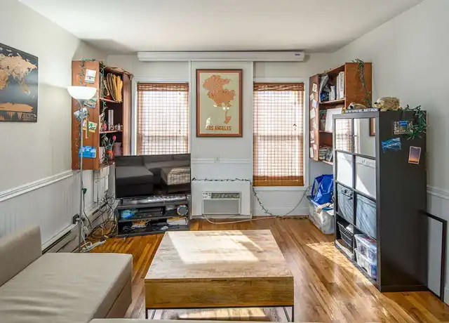 Property at 342 4th St #3, Jersey City, NJ, 07302, 1 bed, 1 bath, [object Object]