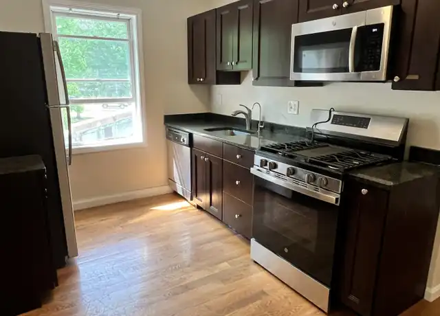 Property at 1 Park Ter Unit B, Arlington, MA, 02474, 3 beds, 2 baths, [object Object]