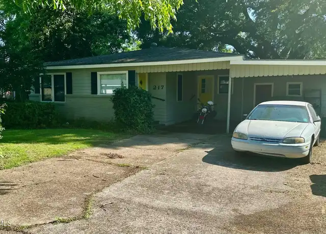 Property at 217 Downing St, Lafayette, LA, 70506, 3 beds, 1 bath, [object Object]