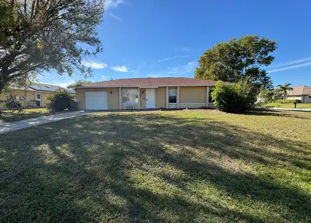 Property at 246 SW 36th Ter, Cape Coral, FL, 33914, 3 beds, 2 baths, [object Object]
