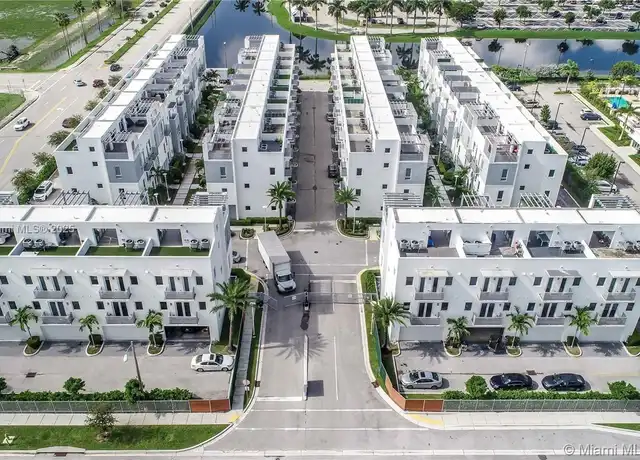 Property at 9123 NW 33rd St Unit 9123, Doral, FL, 33172, 4 beds, 3.5 baths, [object Object]