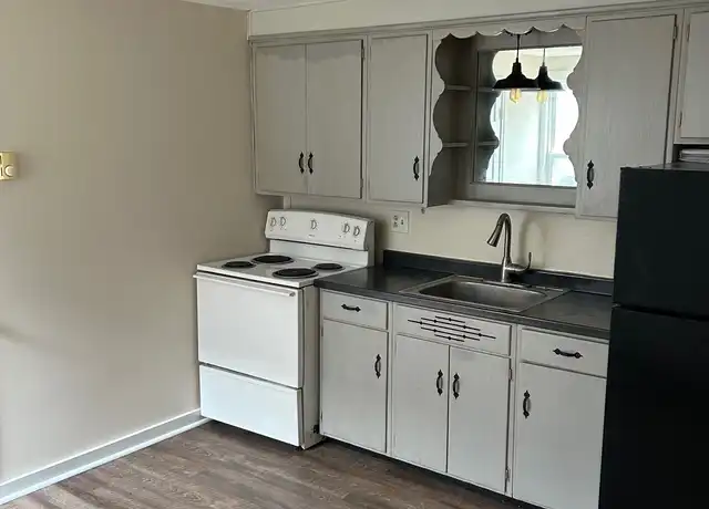 Property at 213 Providence Pike Unit 4A, Putnam, CT, 06260, 1 bed, 1 bath, [object Object]