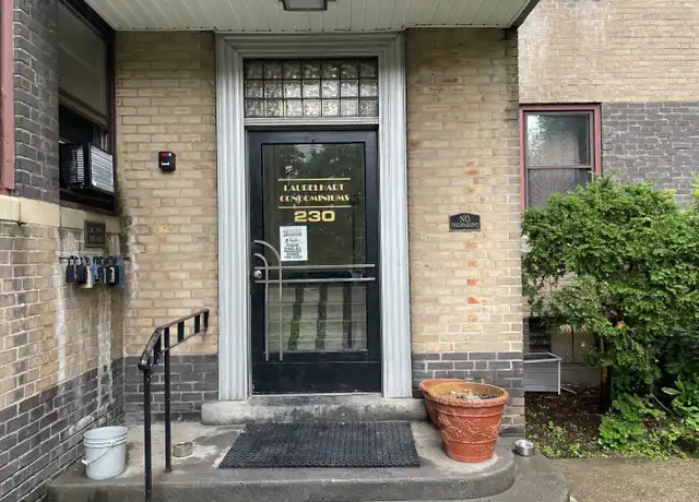 Property at 230 Farmington Ave Unit C4, Hartford, CT, 06105, 2 beds, 1 bath, [object Object]