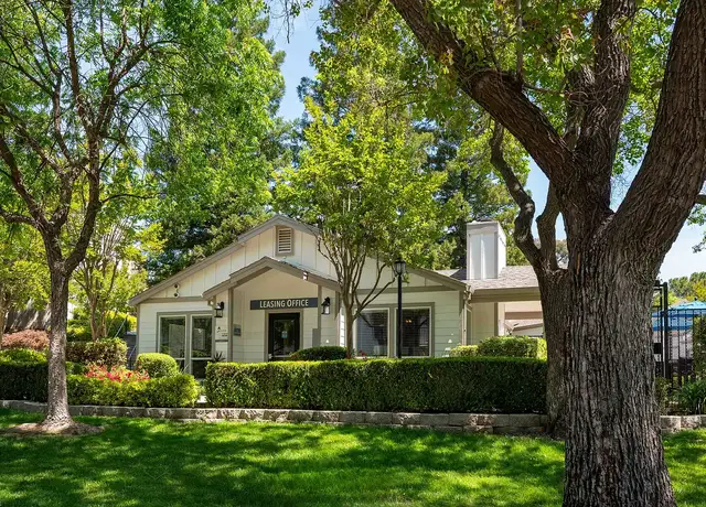 Photo of 99 Cable Cir, Folsom, CA 95630