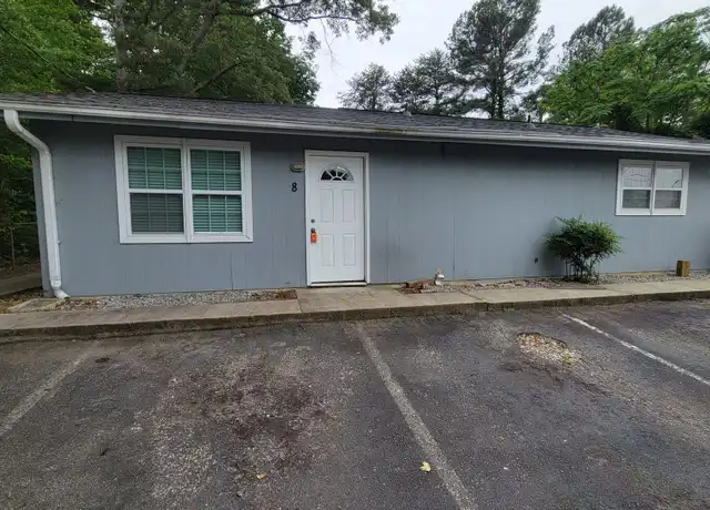 Property at 3008 E North St Unit 8, Greenville, SC, 29615, 1 bed, 1 bath, [object Object]