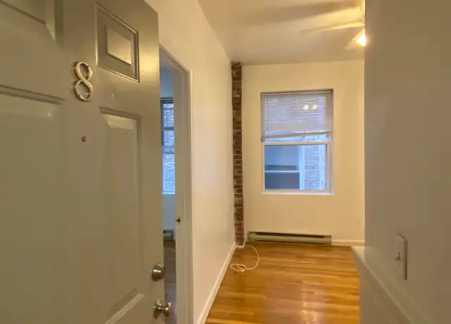 Property at 6 Cleveland Pl Unit 8, Boston, MA, 02113, 3 beds, 1 bath, [object Object]
