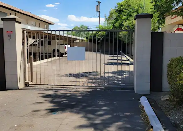 Property at 25 E Eva St Unit The Sierra, Phoenix, AZ, 85020, 1 bed, 1 bath, [object Object]