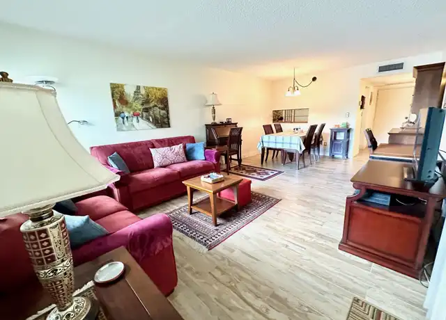 Property at 824 SW 9th Street Cir #101, Boca Raton, FL, 33486, 1 bed, 1.5 baths, [object Object]