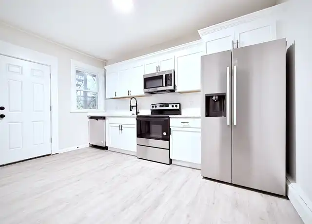 Property at 37 Southfield Ave, Stamford, CT, 06902, 3 beds, 1 bath, [object Object]