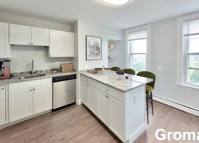 Property at 124 Falcon St, East Boston, MA, 02128, 3 beds, 1 bath, [object Object]