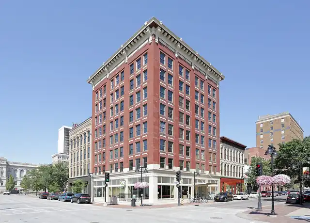 Property at Randolph Apartments - 202 4th St, Des Moines, IA, 50309, 0 beds, 1 bath, [object Object]