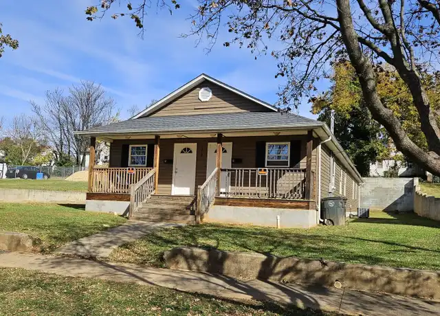 Property at 1012 Pierce St Unit B, Lynchburg, VA, 24501, 3 beds, 2 baths, [object Object]