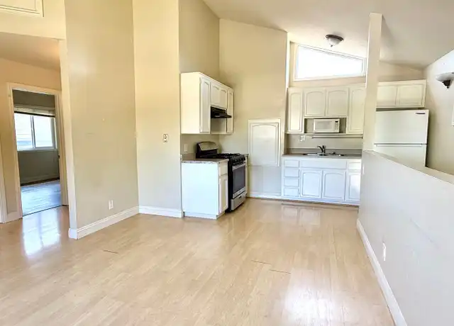 Property at 2242 Elden Ave Unit B, Costa Mesa, CA, 92627, 2 beds, 1 bath, [object Object]